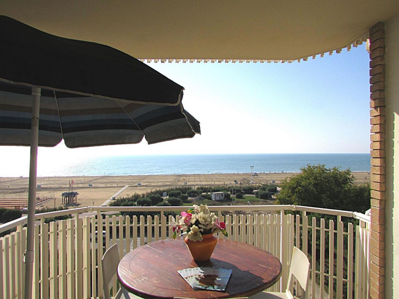 Franco Apartment Bibione Bagian luar foto